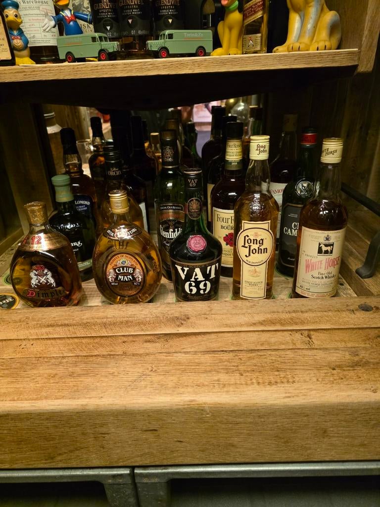 15 oude flessen whisky, White Horse, Dimple, Glenfiddich,enz, Collections, Enlèvement, Comme neuf