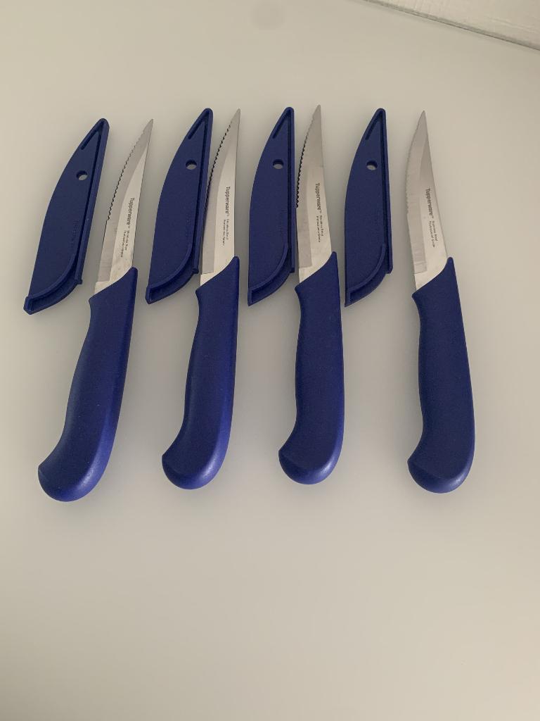 Couteaux à steak et à pizza TUPPERWARE, Maison & Meubles, Cuisine| Tupperware, Enlèvement ou Envoi, Neuf