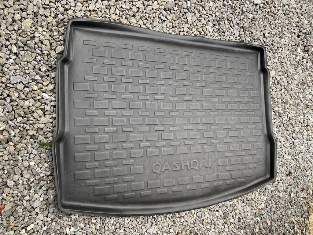 Tapis coffre nissan qashqai 2012, Utilisé, Nissan