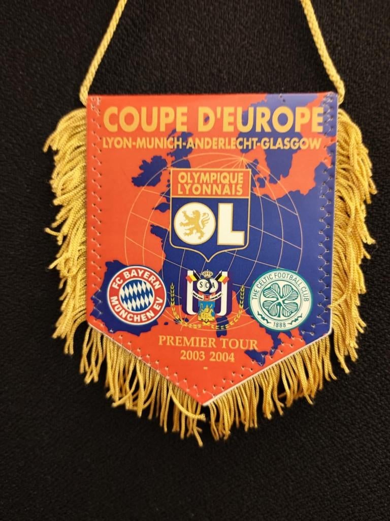 RSCA Anderlecht champions league unieke vintage voetbal, Ophalen of Verzenden, Zo goed als nieuw, Spel