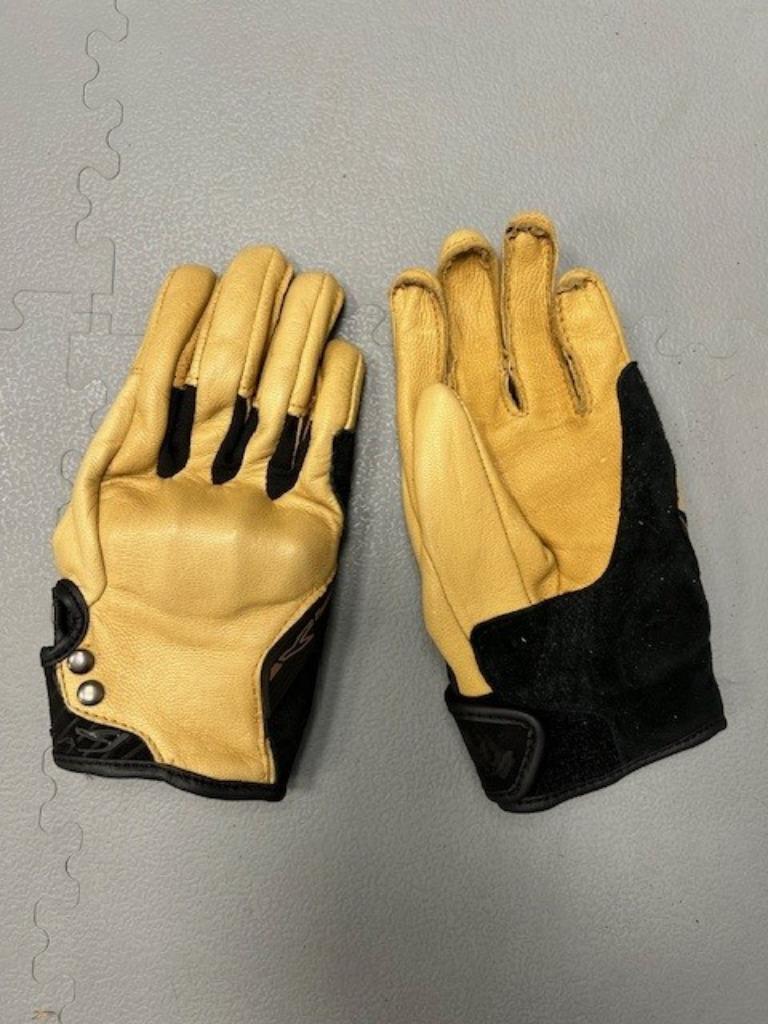 Gants de moto d'été Macna Jewel - XS pour femmes, Motos, Vêtements | Vêtements de moto, Macna, Macna, Macna, Enlèvement ou Envoi