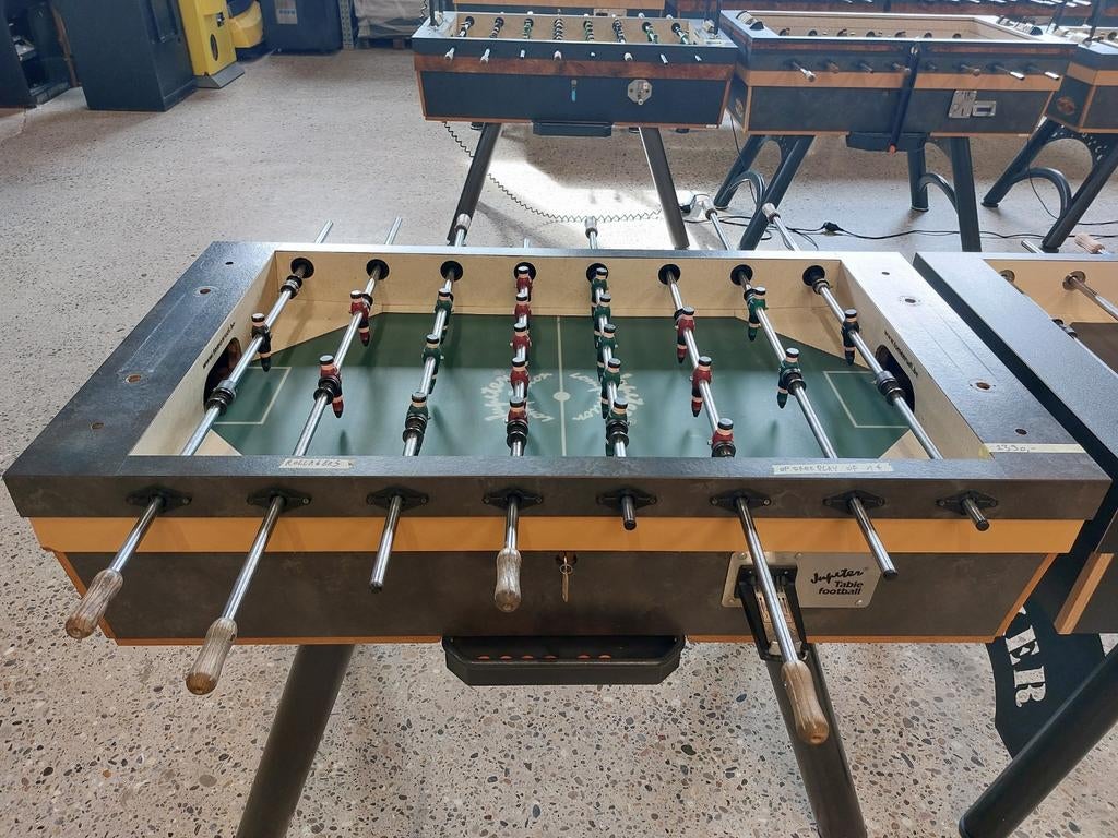 Tafelvoetbal / voetbaltafel / kicker Jupiter Goldstar, Kinderen en Baby's, Speelgoed | Voetbaltafels, Gebruikt, Ophalen