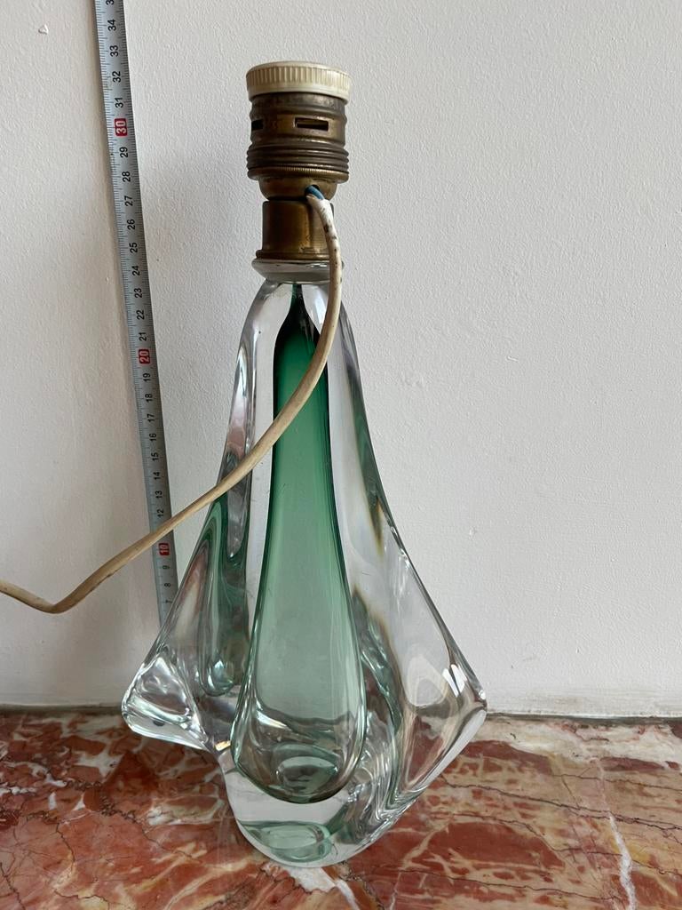 Socle de lampe Val Saint Lambert cristal vert design vintage, Antiquités & Art, Enlèvement