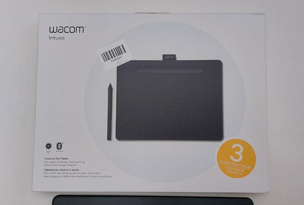 Wacom intuos m bluetooth zwart, Ophalen of Verzenden, Zo goed als nieuw, Draadloos, Wacom