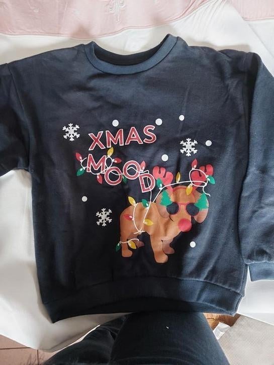 pull de Noël 9-10 ans/140 cm, Enlèvement ou Envoi, Neuf