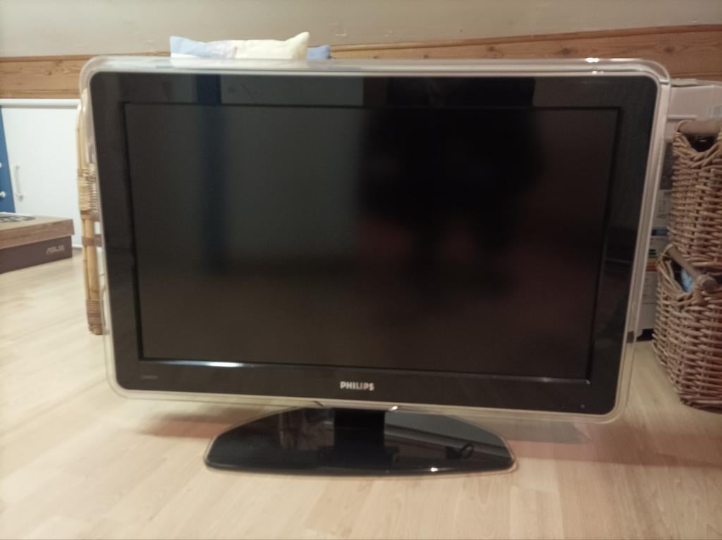 Tv 32 pouces 81 cm full hd Philips ambilight, TV, Hi-fi & Vidéo, Enlèvement, Philips