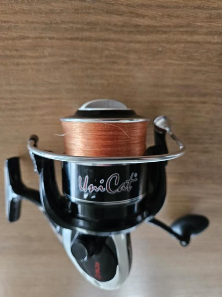 stevige molen  zee/meerval  - Uni Cat, Ophalen of Verzenden, Zo goed als nieuw, Molen