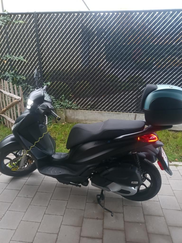 Piaggio medley 125S, Ophalen, Overige modellen, 125 cc, Zo goed als nieuw