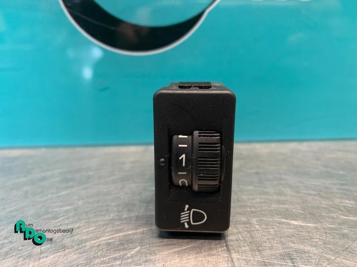 Commutateur phare hauteur réglable d'un Citroen C2 (C2 03-), Autos : Pièces & Accessoires, -, 3 mois de garantie, Utilisé, -