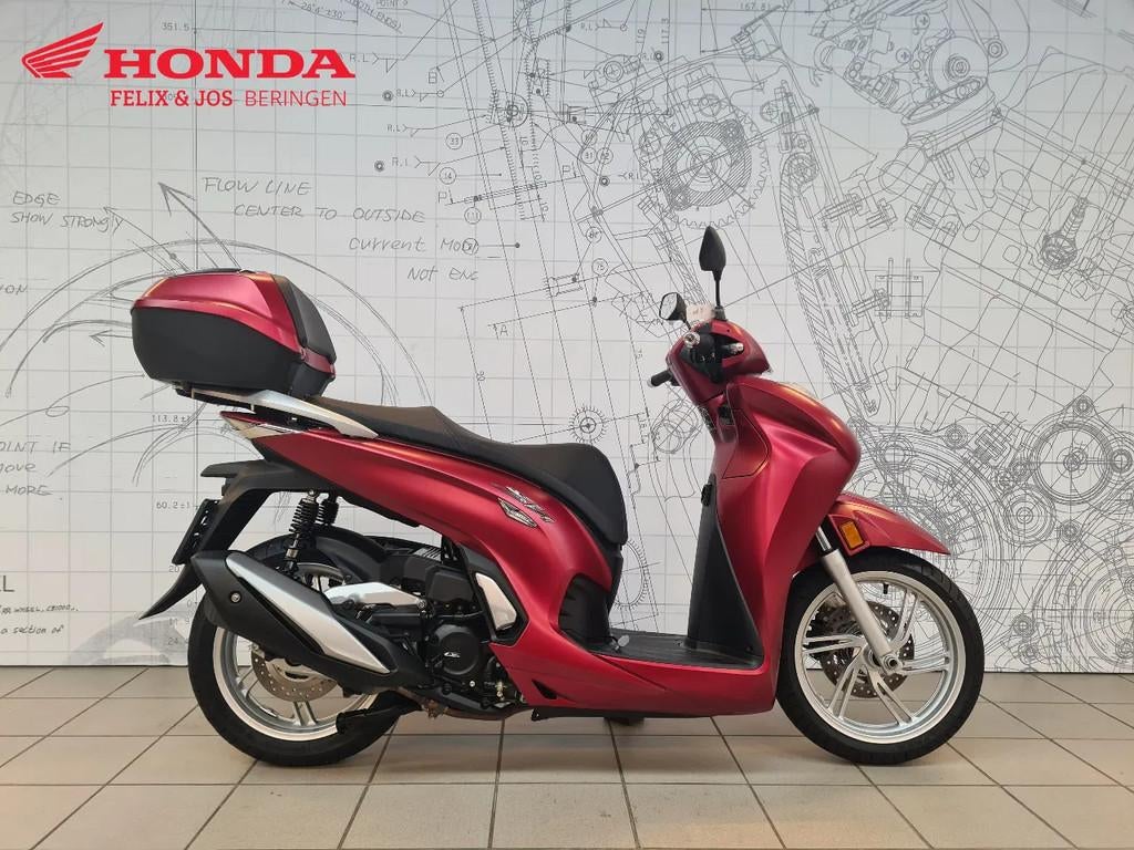 Honda SH350 (année de construction 2024), Motos, 350 cm³, Scooter, Entreprise, 12 à 35 kW