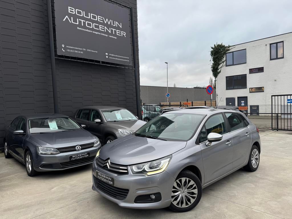 Citroën C4 1.2Benzine 2016 142.xxxkm/Airco,Navigatie,Cruise, Auto's, Voorwielaandrijving, https://public.car-pass.be/vhr/542eaf63-34c2-43c0-a432-ec9d9145309c