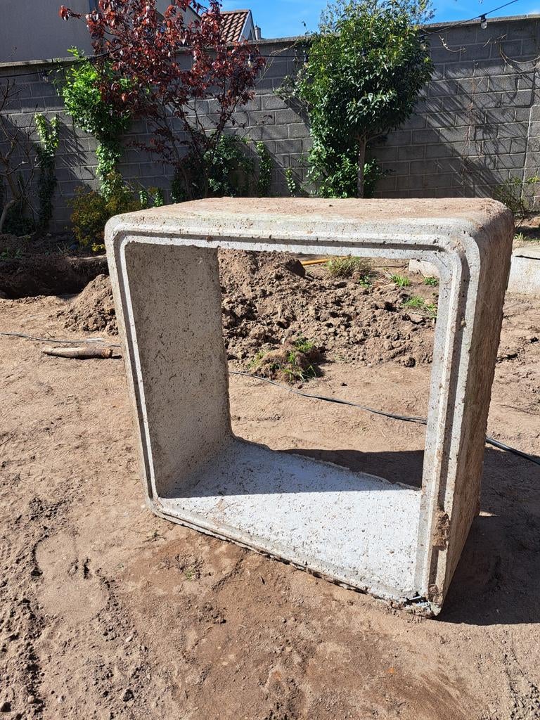 Beton opzetstuk 70x70x30cm, Ophalen