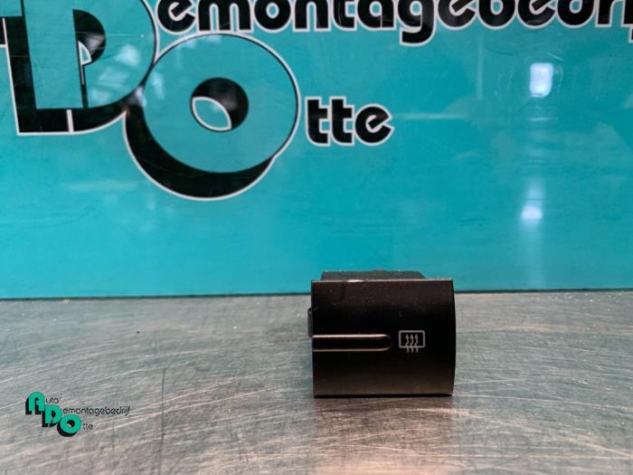 Commutateur chauffage vitre arrière d'un Seat Leon (Leon 00, Autos : Pièces & Accessoires, Tableau de bord & Interrupteurs, -