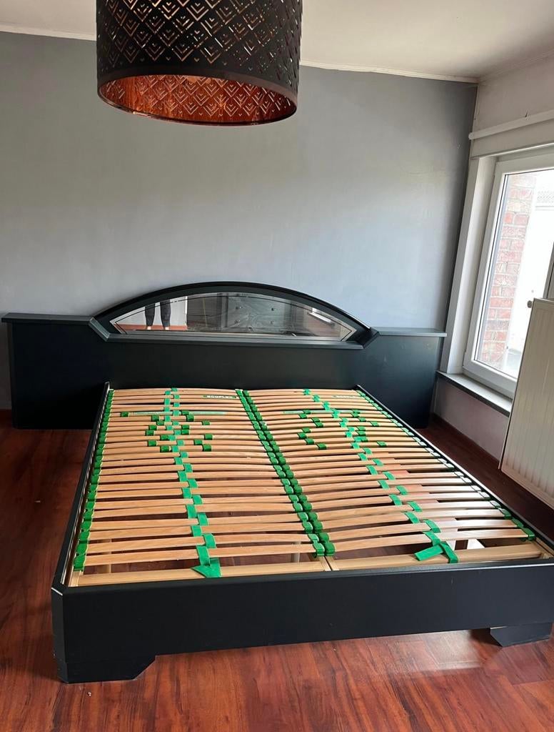 Meuble chambre a coucher 2 pers gris lit commode garde robe, Maison & Meubles, Enlèvement, Utilisé