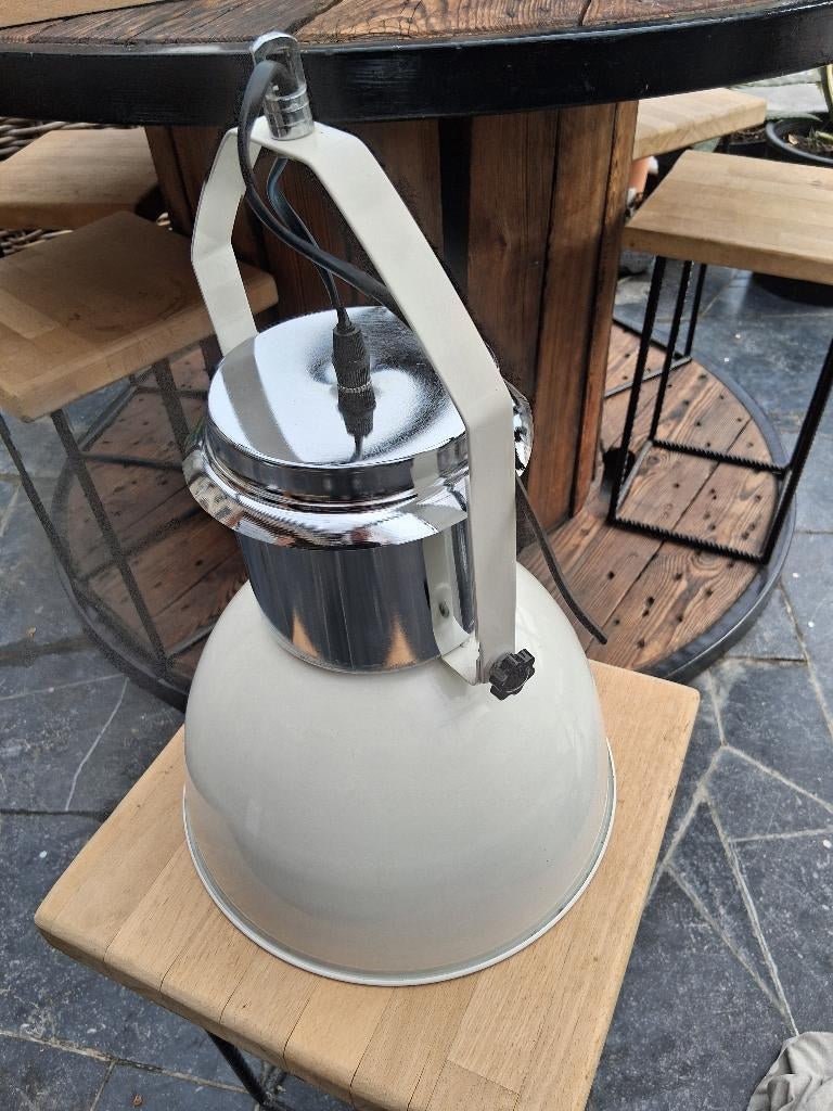 Lampadaire industrielle suspendue, Enlèvement, Utilisé, Métal, Moins de 100 cm