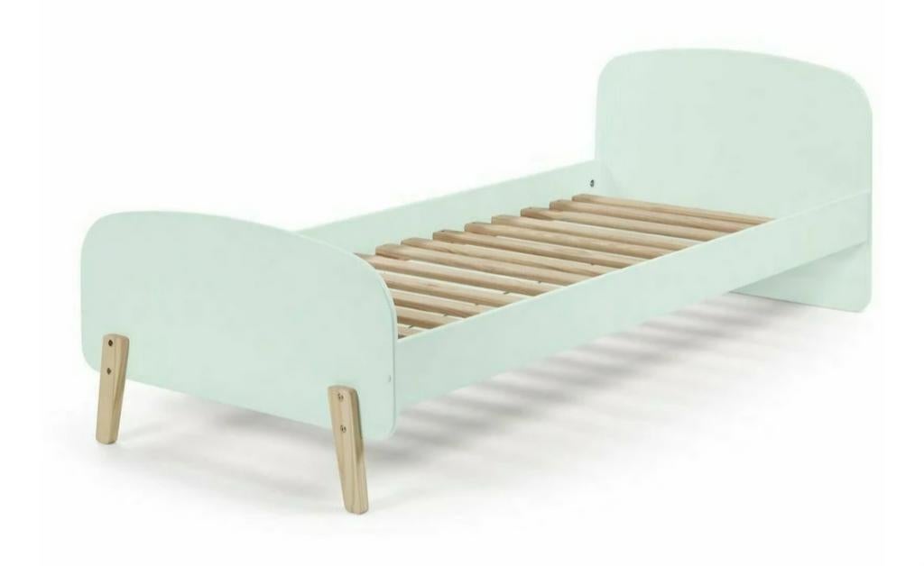 Kinderbed + nachtkastje, Ophalen