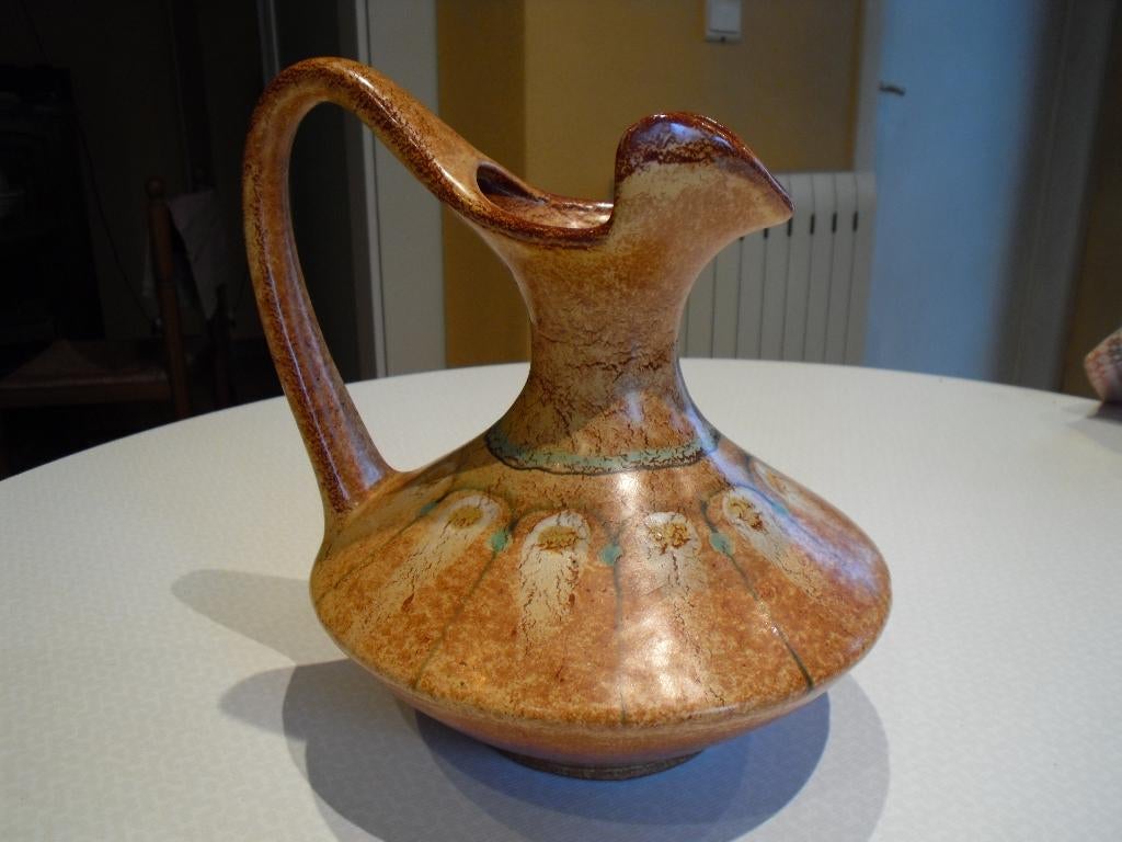 Poterie, grand pichet. Hauteur: 26 cm., Antiquités & Art, Enlèvement