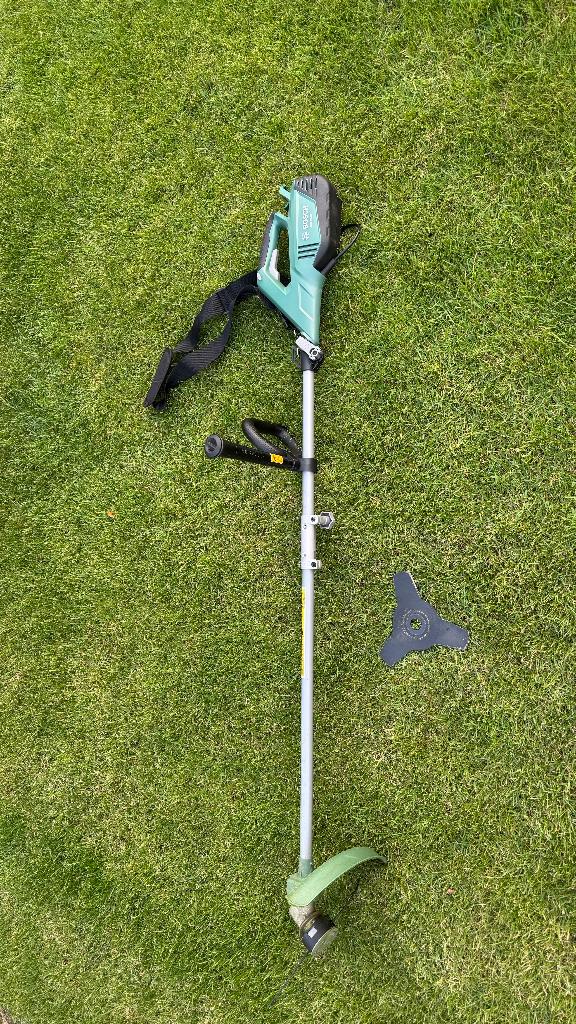 Bosch AFS 23-37 bosmaaier, Jardin & Terrasse, Débroussailleuses, Électrique, Comme neuf, 30 à 50 cm, Enlèvement