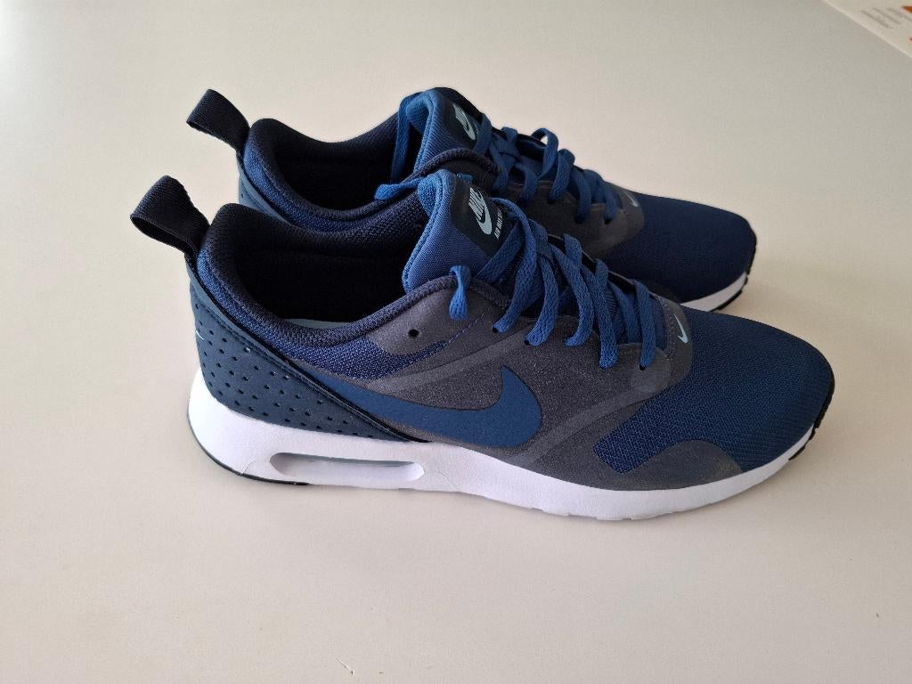 Nike Air Max Tavas Blauw maat 42, Neuf, Nike, Enlèvement, Bleu
