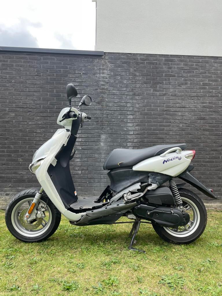 Yamaha Neos bj 2009, Classe B (45 km/h), Enlèvement, Utilisé, Essence