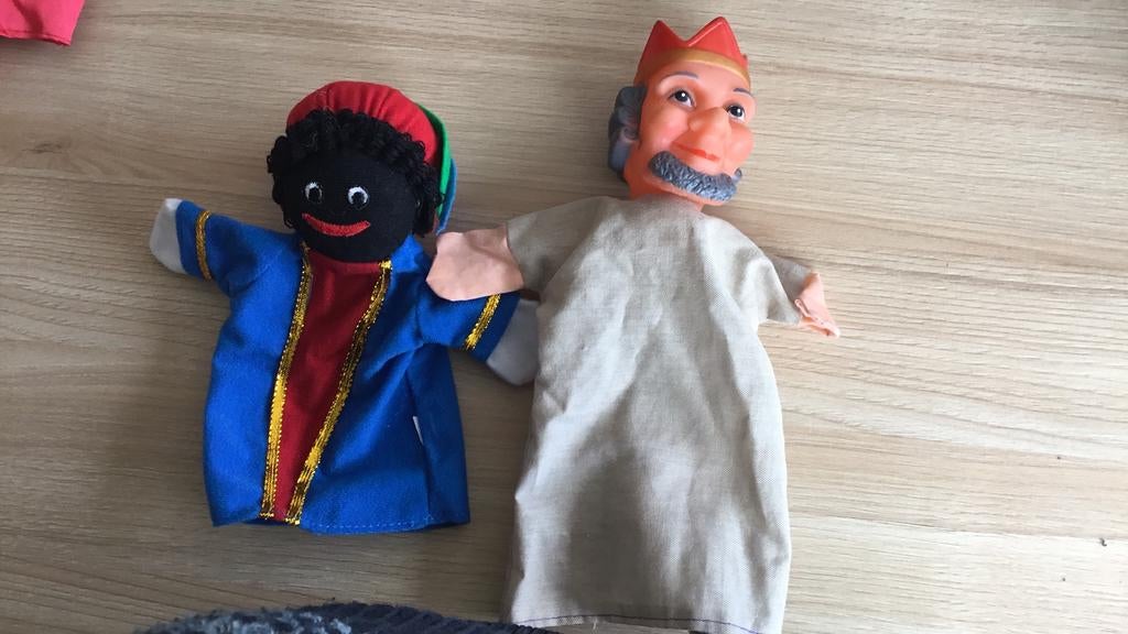 Poppenkastpoppen, Ophalen, Gebruikt