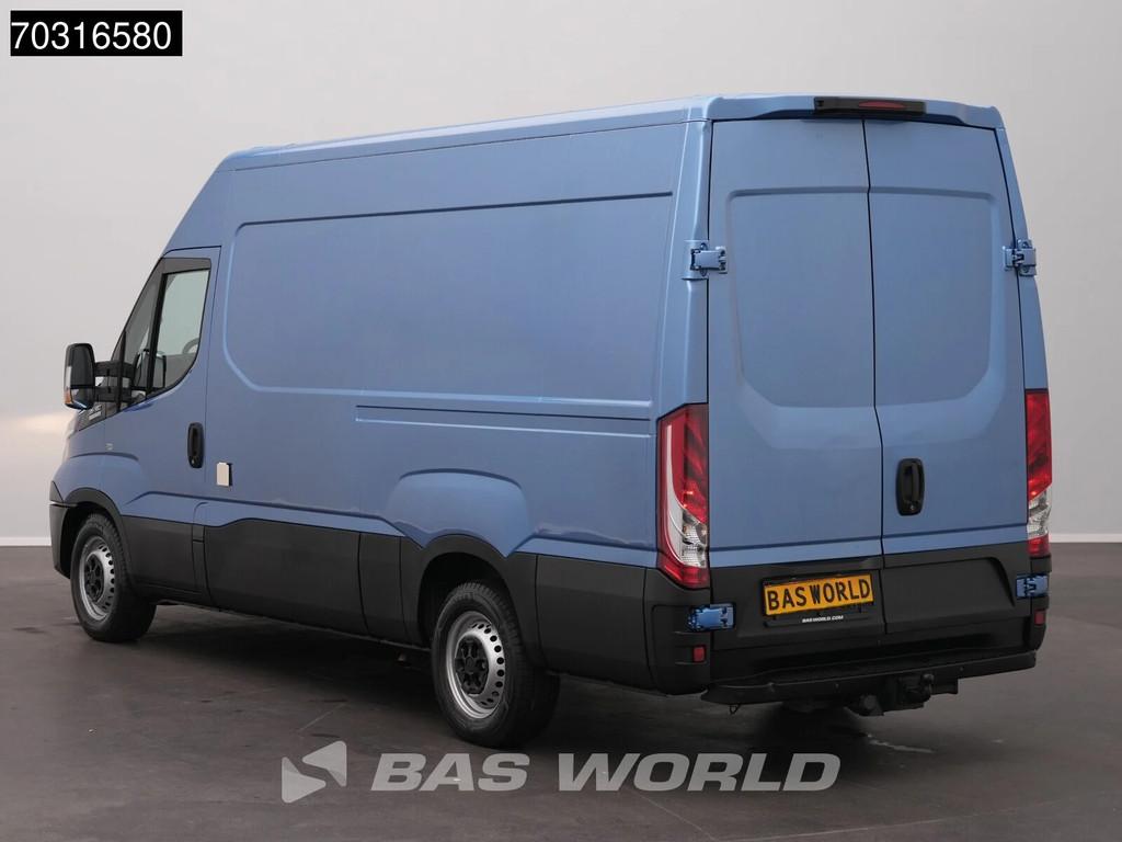 Iveco Daily 35S18 3.0L Automaat Koelwagen Lamberet Carrier X, Auto's, Bestelwagens en Lichte vracht, Automaat, 2925 kg, Stof, Gebruikt