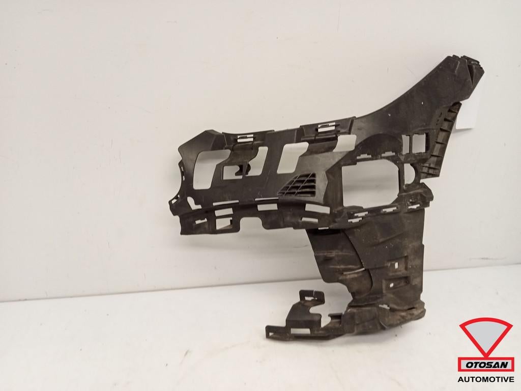 Mercedes C W206 AMG Voorbumper Houder Links A2068856901, Auto-onderdelen, Gebruikt, Mercedes-Benz AG, Mercedes-Benz, Links