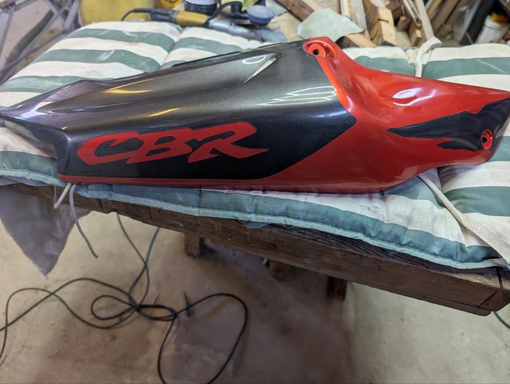 CBR900RR 1998-99 kuip rechter zijkant achter, Motoren, Onderdelen | Honda, Ophalen of Verzenden, Gebruikt