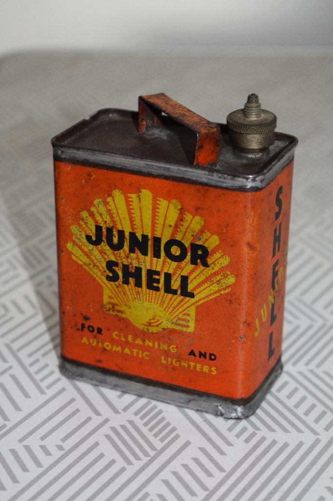 ancien bidon huile shell junior 1930, Collections, Marques & Objets publicitaires, Enlèvement ou Envoi, Utilisé, Panneau publicitaire