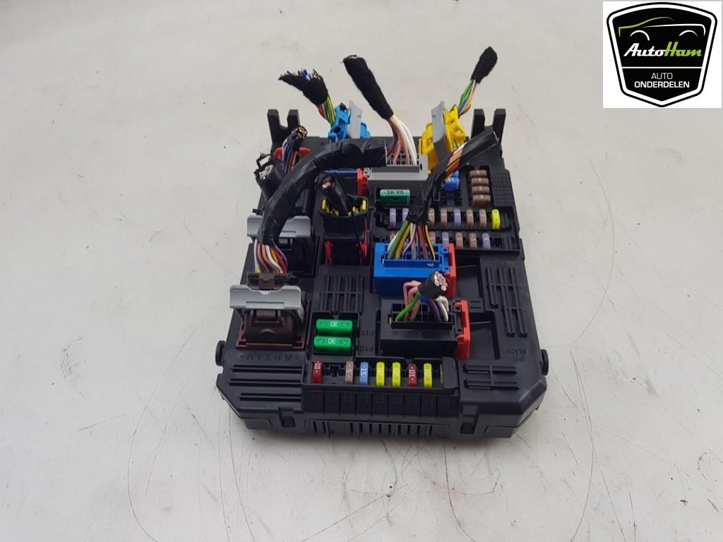 BOITIER FUSIBLES Opel Mokka (|9832880280|1681051380|), Autos : Pièces & Accessoires, Utilisé, Opel