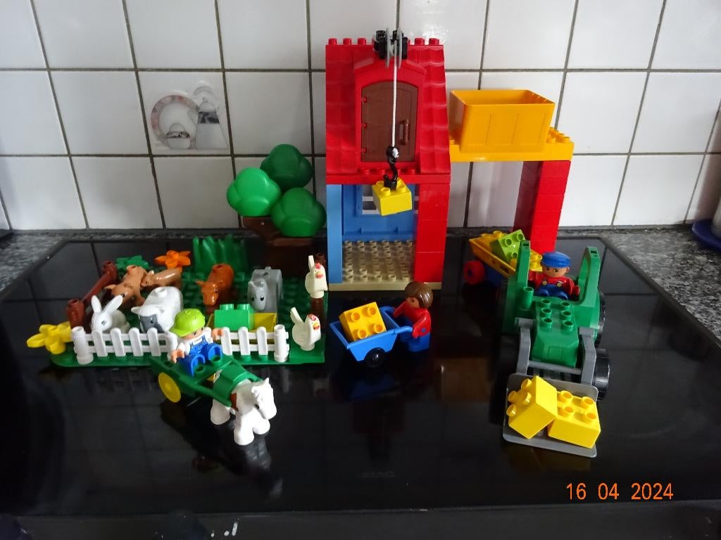 Duplo, leuke boerderij met vele dieren, losplaats, boer....., Kinderen en Baby's, Ophalen of Verzenden, Duplo