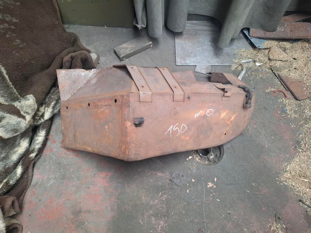 Ailes jeep ford, Jeep