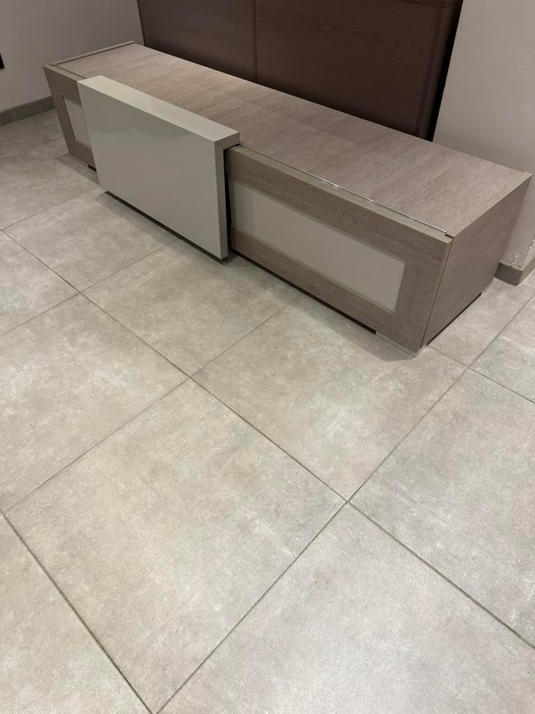 Meuble TV moderne – Très bon état, Enlèvement