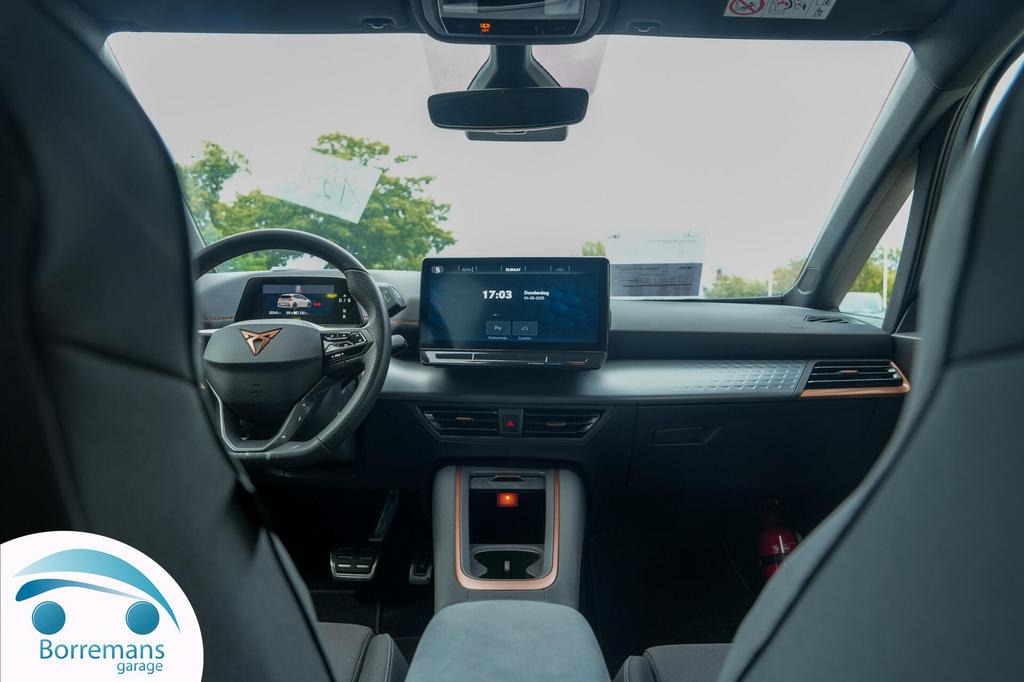 Cupra Born 62 KWH 150KW Range 424-578/Navi/Carplay/Camera/., Auto's, Cupra, Euro 6, 0 kg, Zilver of Grijs, https://public.car-pass.be/vhr/f6de8f64-feac-4dc8-ba4c-f4e0a50f3691