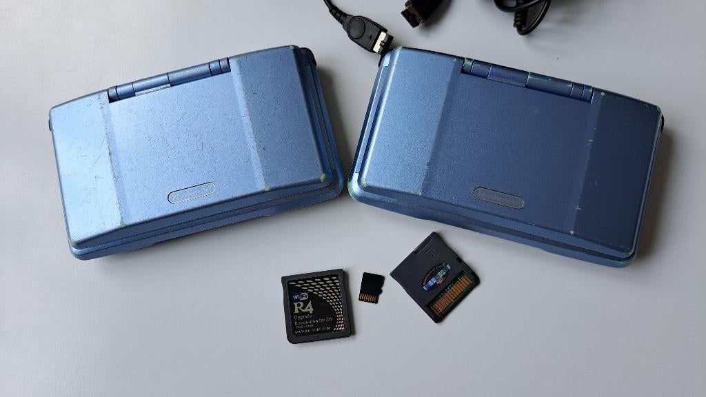 Originele Nintendo ds fat met toebehoren, Games en Spelcomputers, Spelcomputers | Nintendo DS, Gebruikt, DS Original of Phat, Blauw