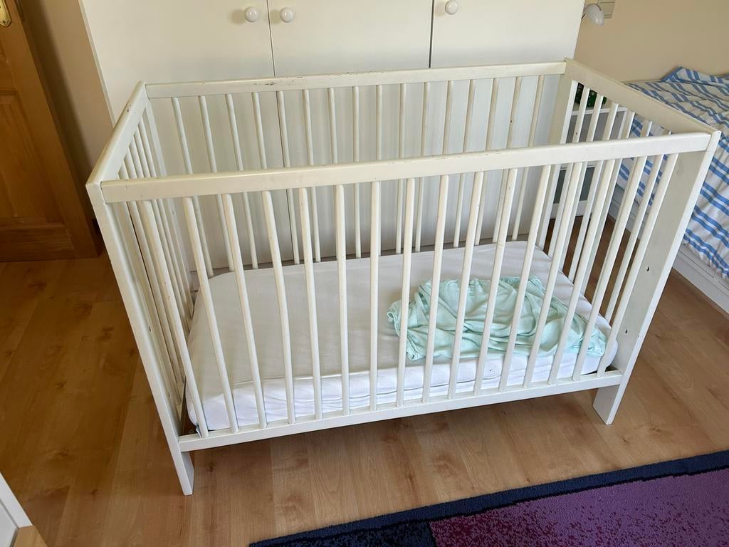 Kinderbedje, Kinderen en Baby's, Ophalen, Gebruikt, Matras