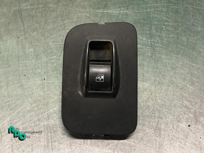 Elektrisch Raam Schakelaar van een Fiat Fiorino (Fiorino 08-, Auto-onderdelen, Gebruikt, -, -, Ophalen of Verzenden