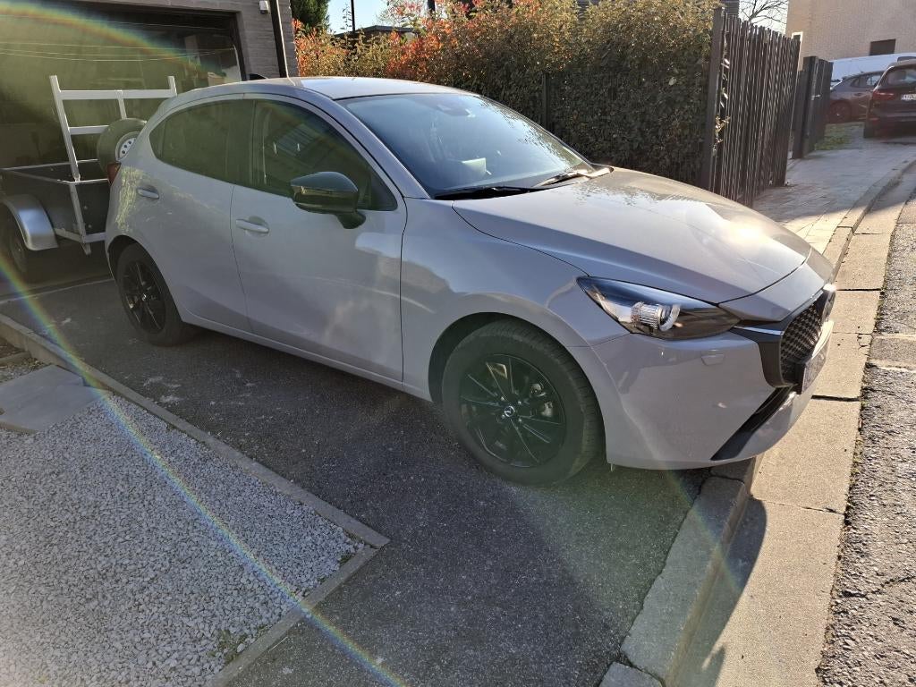 voiture mazda, Auto's, Mazda, 4 deurs, Stof, 1500 cc, Particulier
