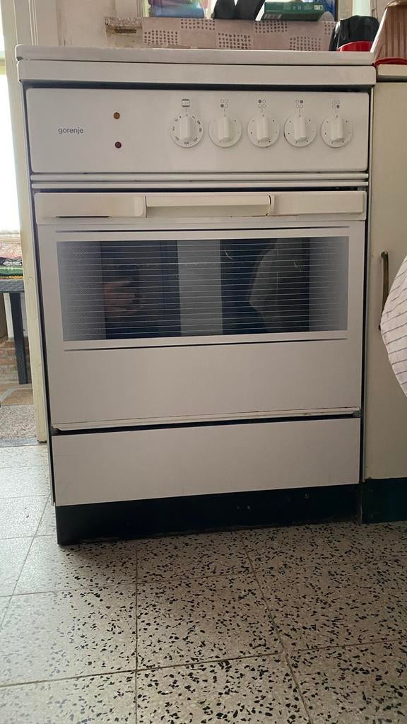 Kookvuur, Elektronische apparatuur, Fornuizen, Ophalen, Gebruikt, 4 kookzones, Vrijstaand