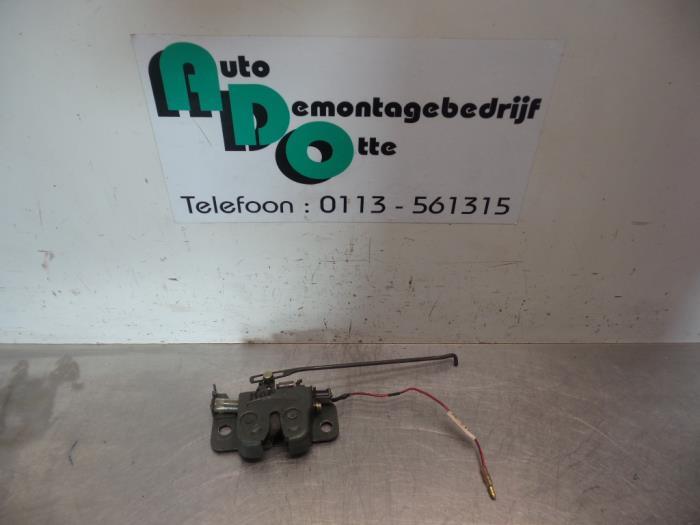 Mécanique de verrouillage hayon d'un Hyundai Coupe (Coupe 9, -, 3 mois de garantie, Utilisé, Hyundai