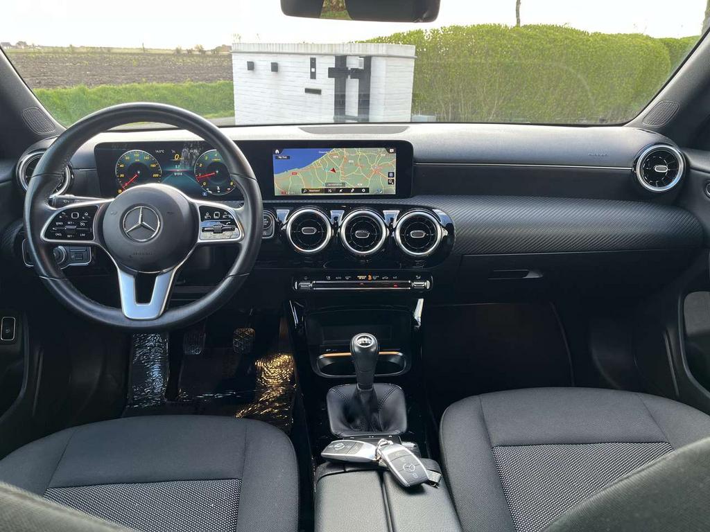 Mercedes-Benz CLA 180 Business Solution(EU6AP)/1eignr/81000, Auto's, CLA, https://public.car-pass.be/vhr/4ce66f7c-9fc4-4356-a9d2-e0b2dbab76f8