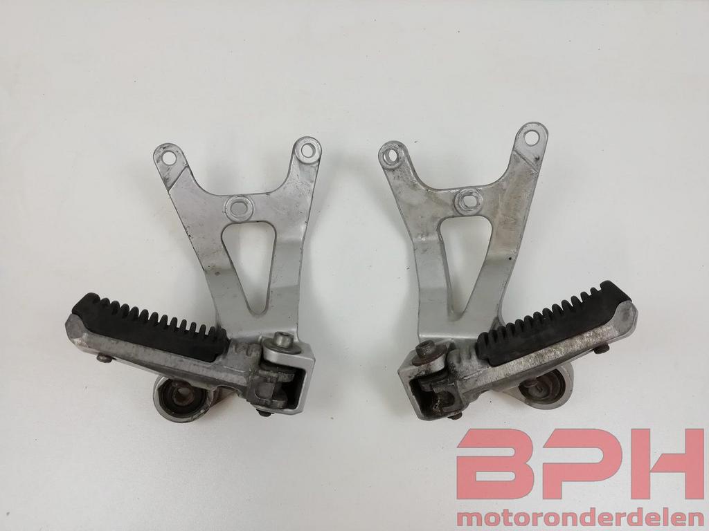 Duo voetsteunen Suzuki GSX-R 1100w 1993 - 1994 voetsteunen G, Motos, -, Utilisé, -, -