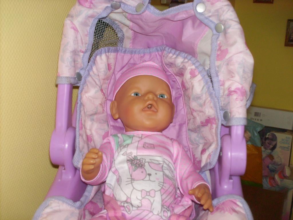 a vendre jouet poupée, Enfants & Bébés, Jouets | Poupées, Enlèvement ou Envoi, Comme neuf, Baby Pop