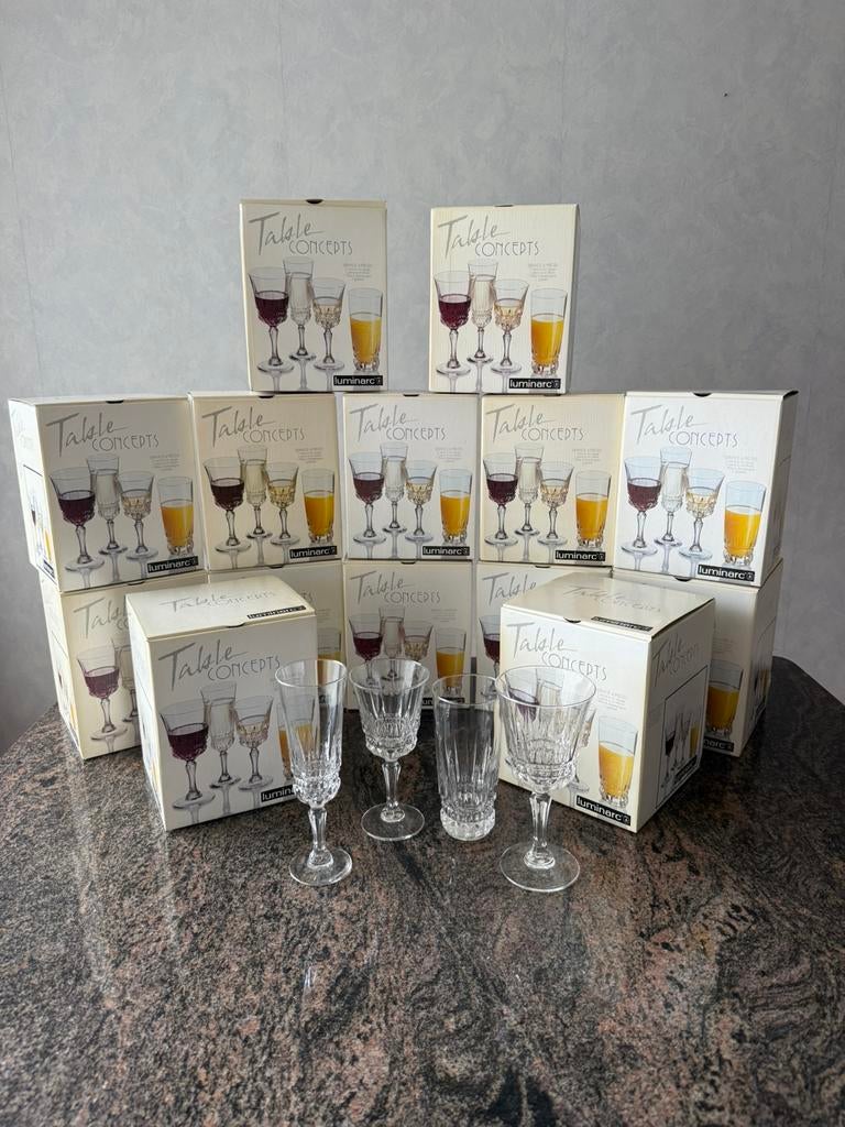 Luminarc Table Concepts glazen — NIEUW – 56 stuks (14 sets), Ophalen, Nieuw, Glas, Glas of Glazen