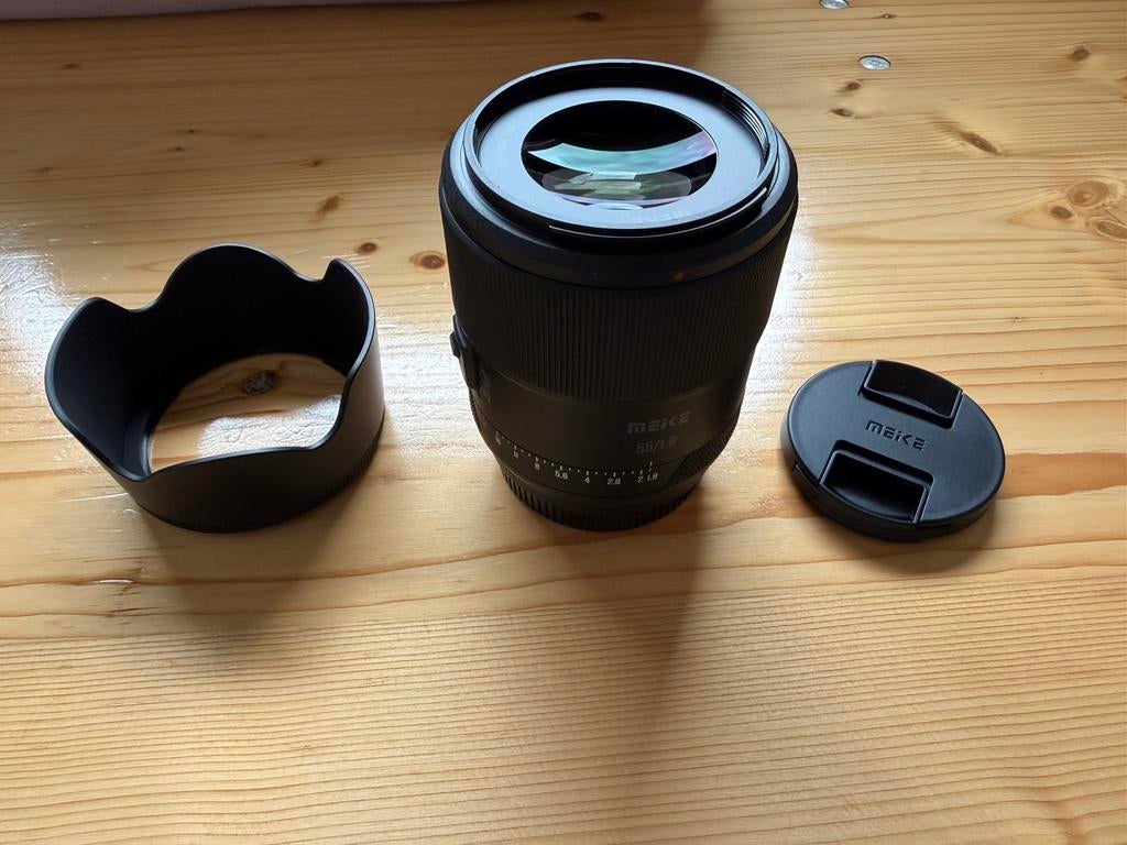 Meike 55mm f/1.8 AF STM Pro L-mount, Audio, Tv en Foto, Foto | Lenzen en Objectieven, Ophalen, Zo goed als nieuw