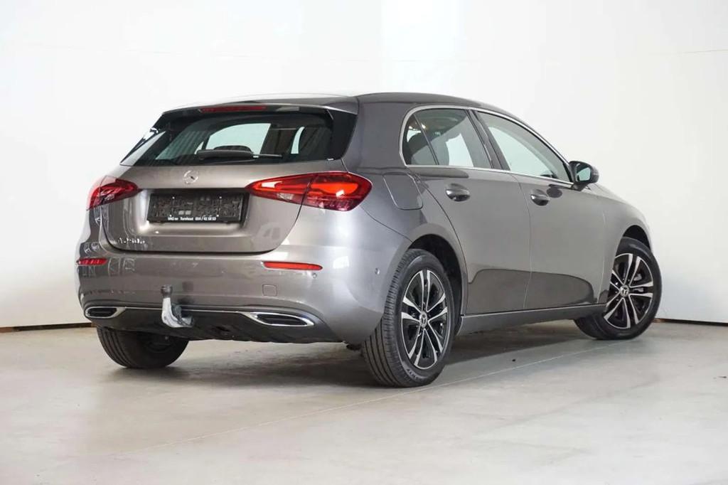 Mercedes-Benz A-CLASS 250 e - TREKHAAK WEGKLAPBAAR, Auto's, Automaat, Gebruikt, 120 kW, Bedrijf