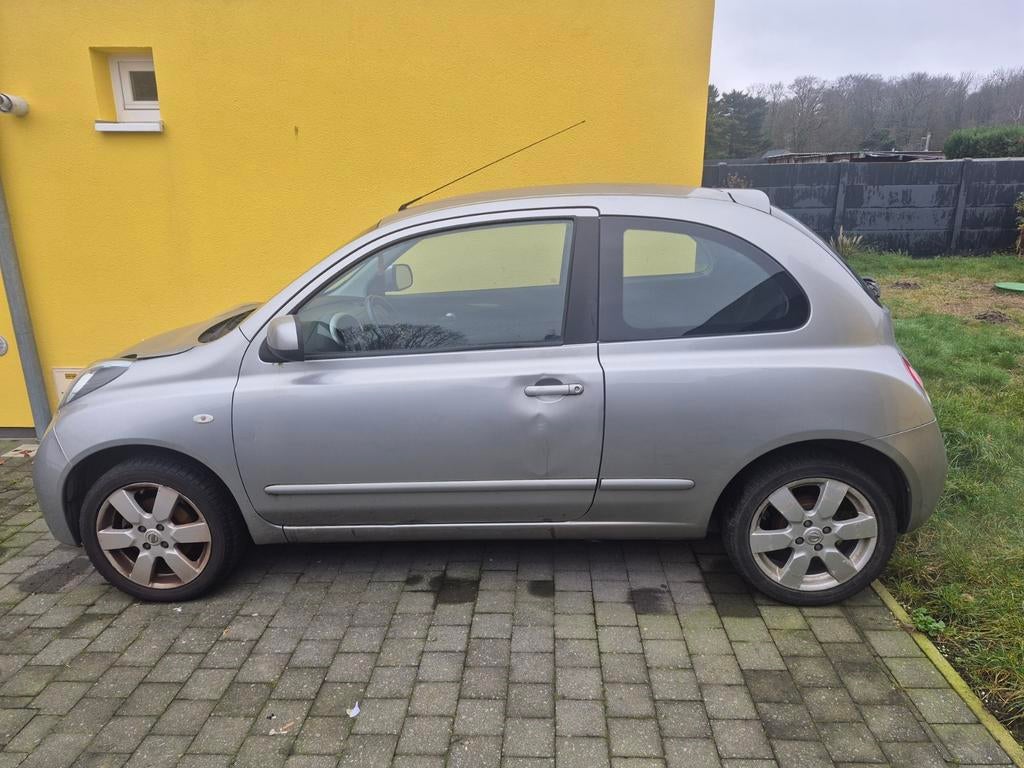 Nissan micra 2010 grise 3 portes essence, Auto's, Nissan, Bluetooth, Particulier, Zilver of Grijs, 3 deurs