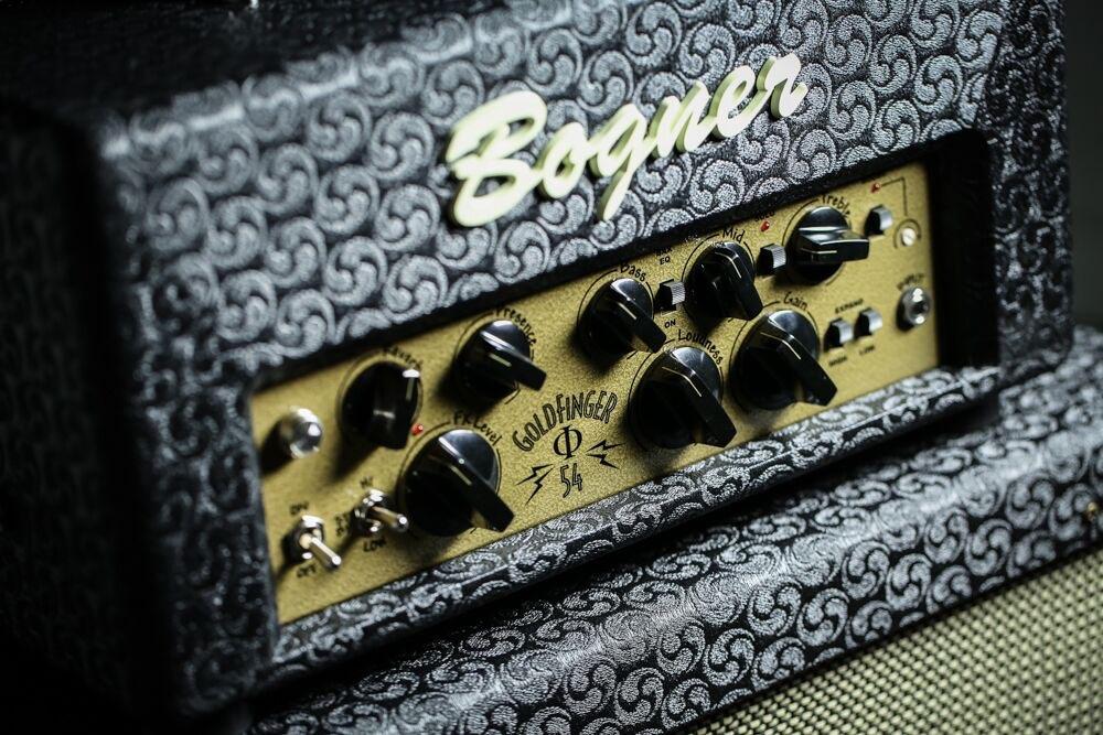 Bogner Goldfinger 54 Phi stack état neuf, Musique & Instruments, Enlèvement, Comme neuf, Guitare, Moins de 50 watts