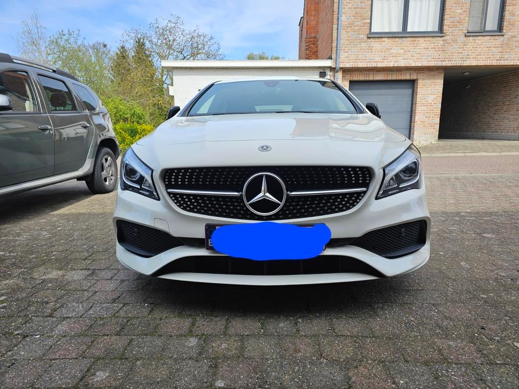 Mercedes CLA 180 Automaat AMG Pack – Topstaat, Auto's, CLA, Euro 6, Wit, Leder