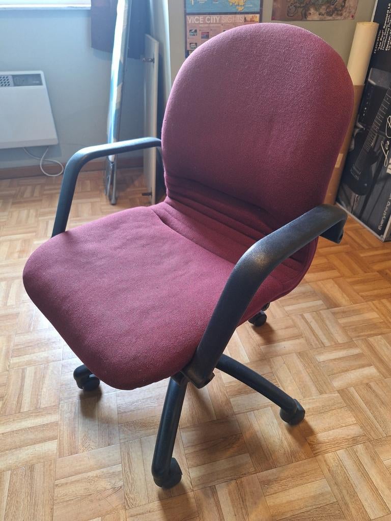 Bureaustoel rood zeer goede staat, Ophalen, Rood, Bureaustoel